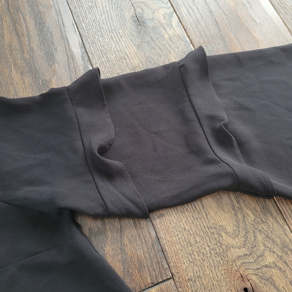 Black blouse - Picture 3 of 3